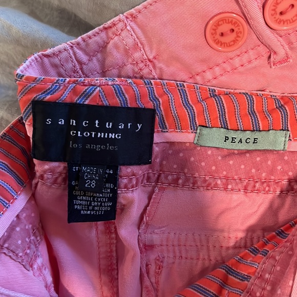 Bundle shorts! - Picture 4 of 4